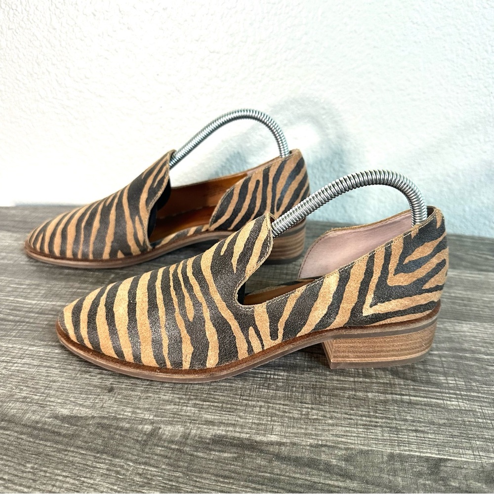 Lucky Brand Garny Flat Loafer Brown Black Tiger Stripe Leather Women’s Size 8